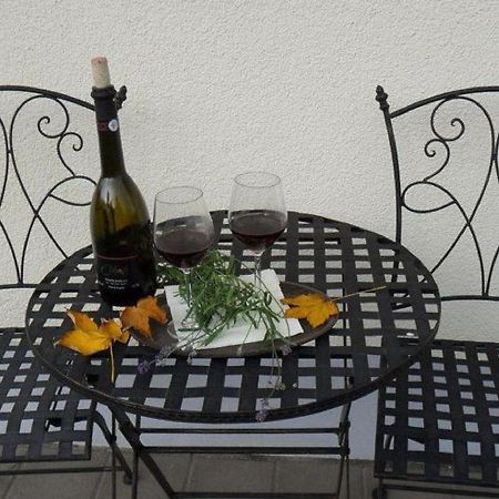 Holiday Flat With Swimming Pool In Prackenbach Викхтах Екстериор снимка