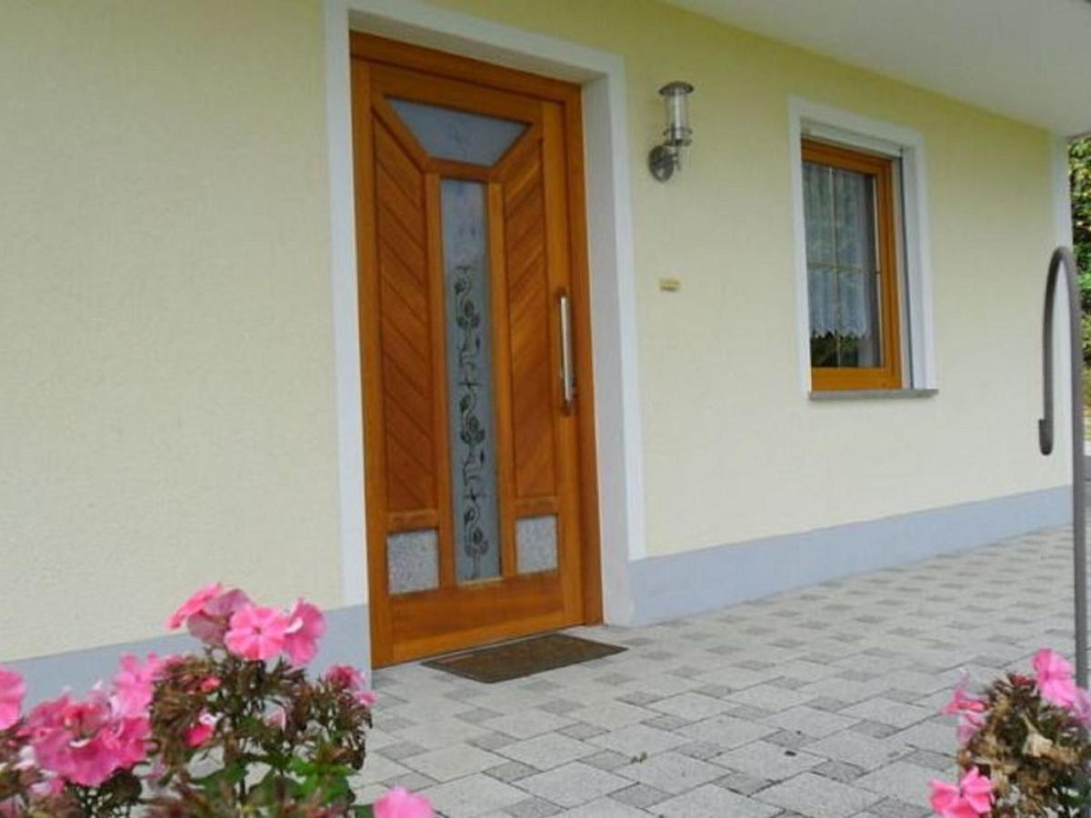 Holiday Flat With Swimming Pool In Prackenbach Викхтах Екстериор снимка