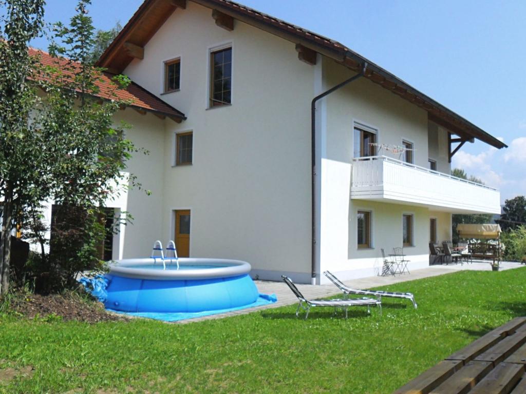 Holiday Flat With Swimming Pool In Prackenbach Викхтах Екстериор снимка