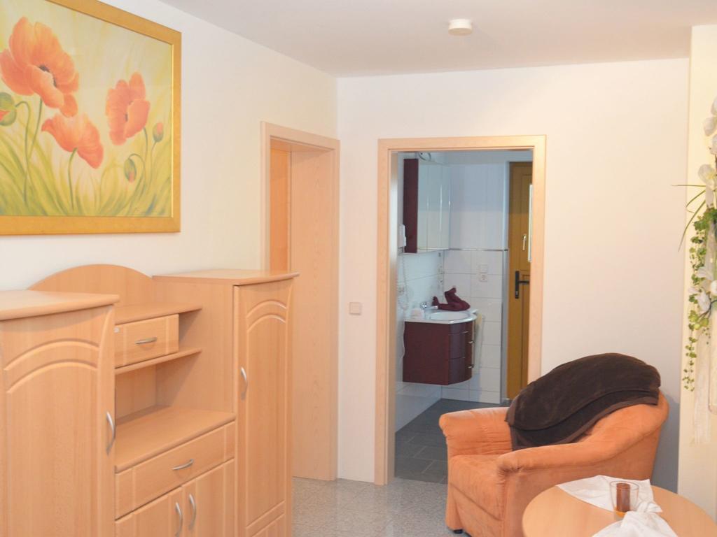Holiday Flat With Swimming Pool In Prackenbach Викхтах Екстериор снимка