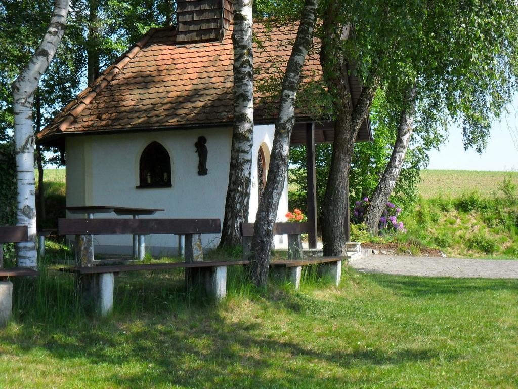 Holiday Flat With Swimming Pool In Prackenbach Викхтах Екстериор снимка